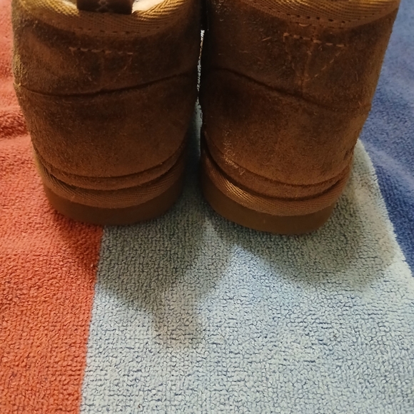Kids uggs - Picture 3 of 6